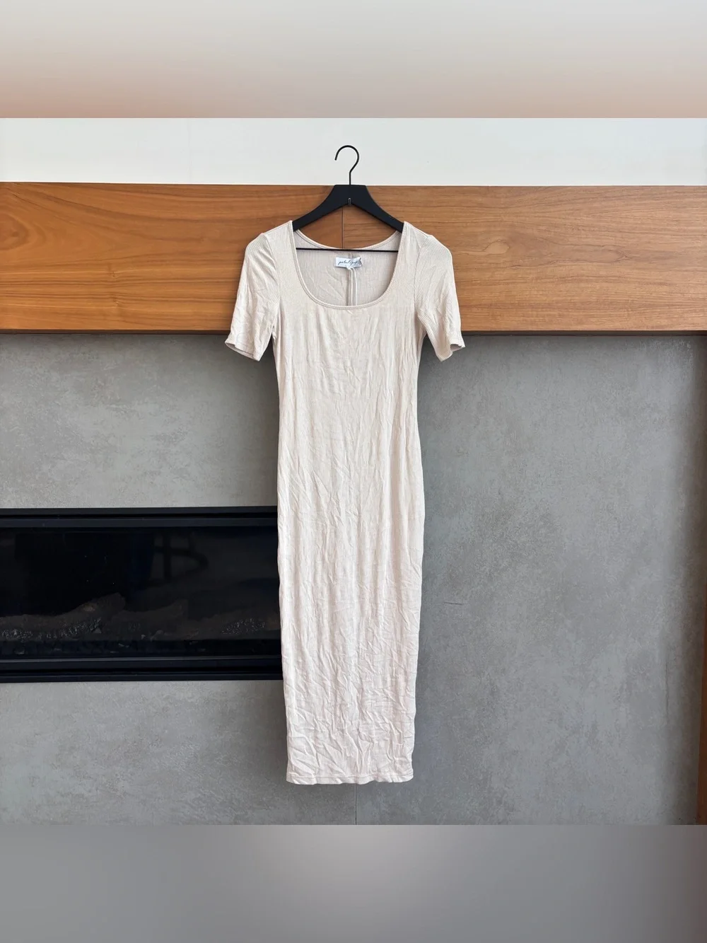 NWT GEORGIE X‎ PETAL & PUP SORELLA DRESS IN BEIGE, SIZE 2